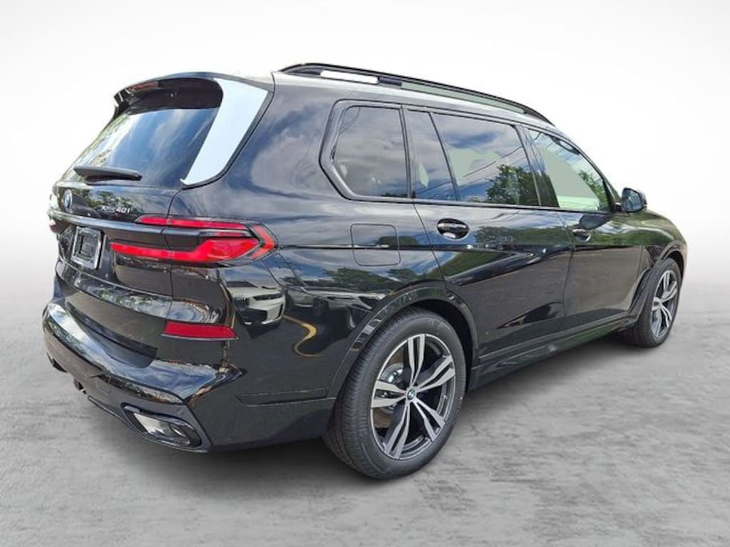 New 2027 BMW X7 xDrive40i SUV