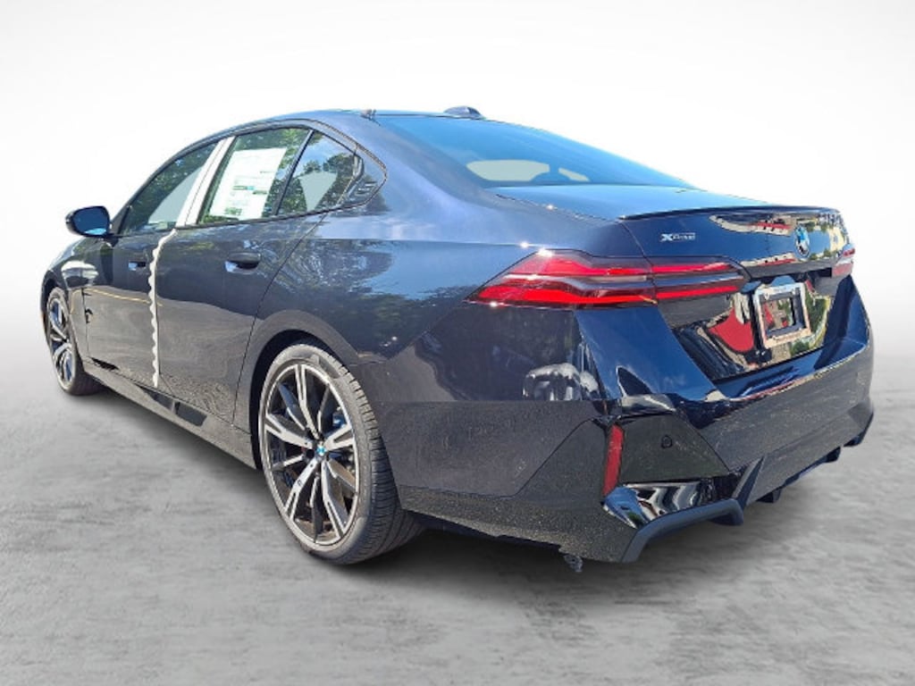 Used 2027 BMW 530i xDrive Sedan