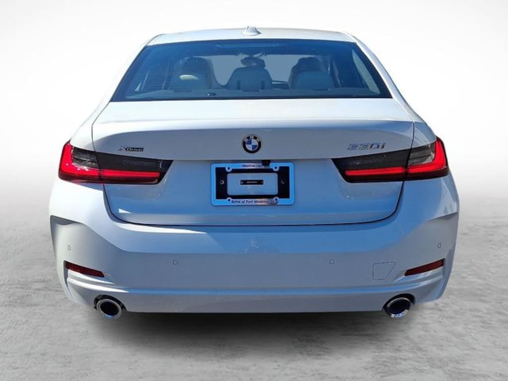 New 2026 BMW 330i xDrive Sedan