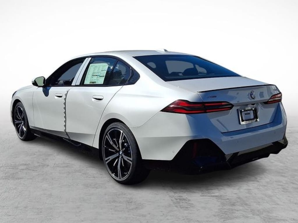 New 2027 BMW 530i xDrive Sedan
