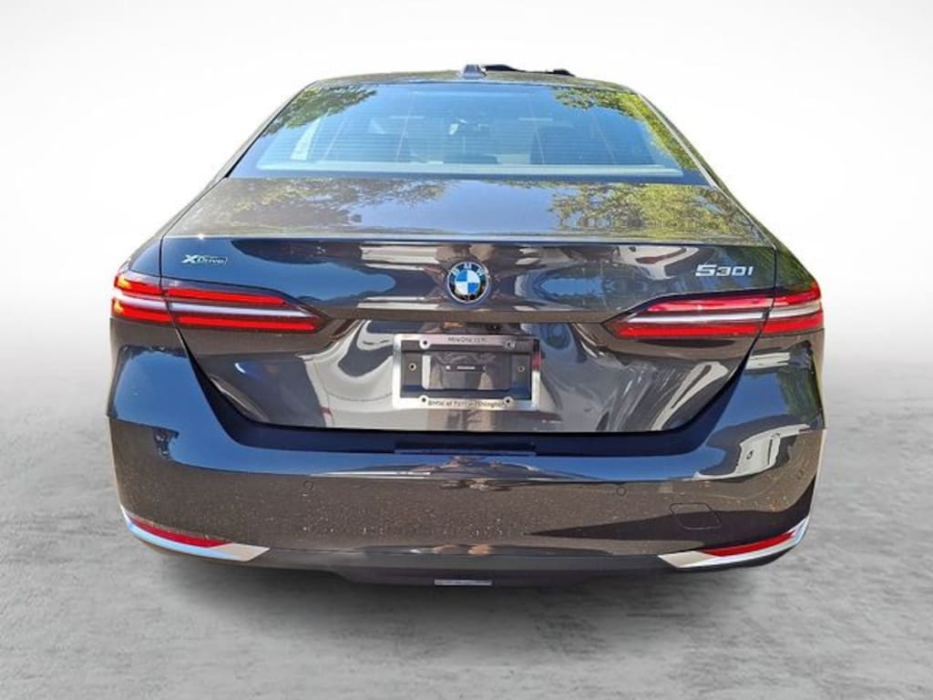 New 2027 BMW 530i xDrive Sedan