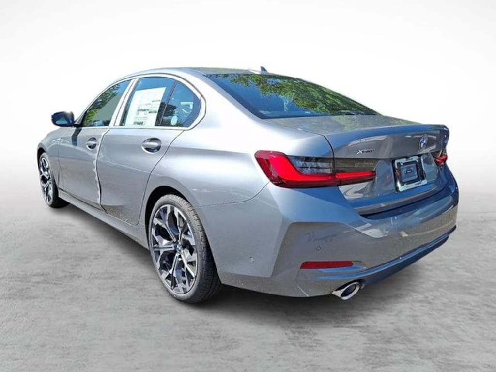 New 2026 BMW 330i xDrive Sedan