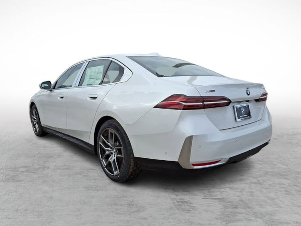 Used 2026 BMW 530i xDrive Sedan
