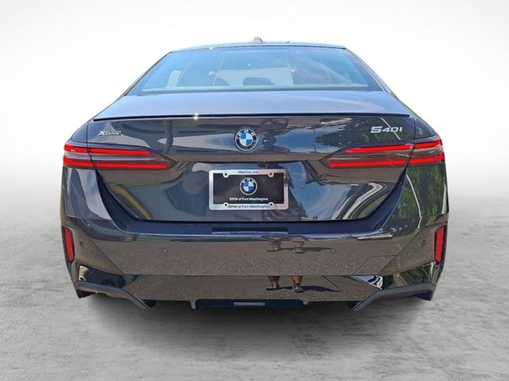 New 2027 BMW 540i xDrive Sedan