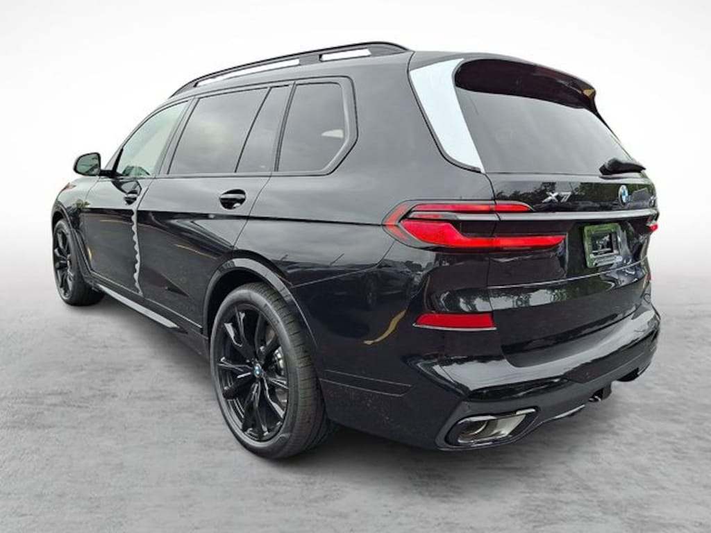 New 2027 BMW X7 xDrive40i SUV