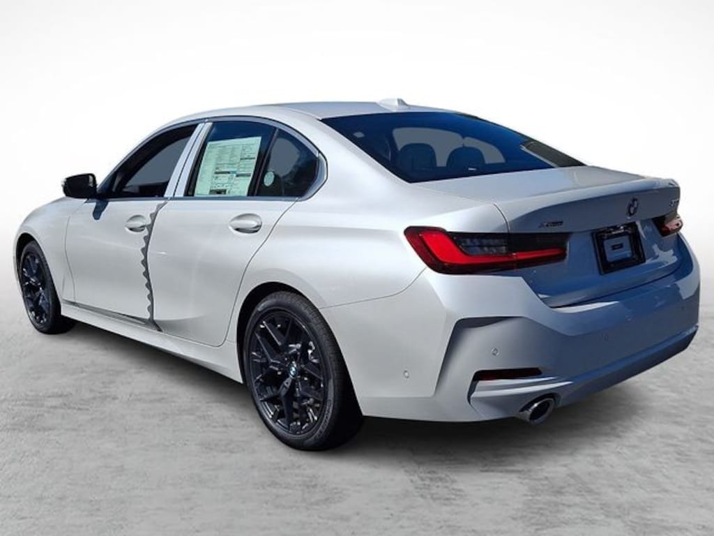 New 2026 BMW 330i xDrive Sedan
