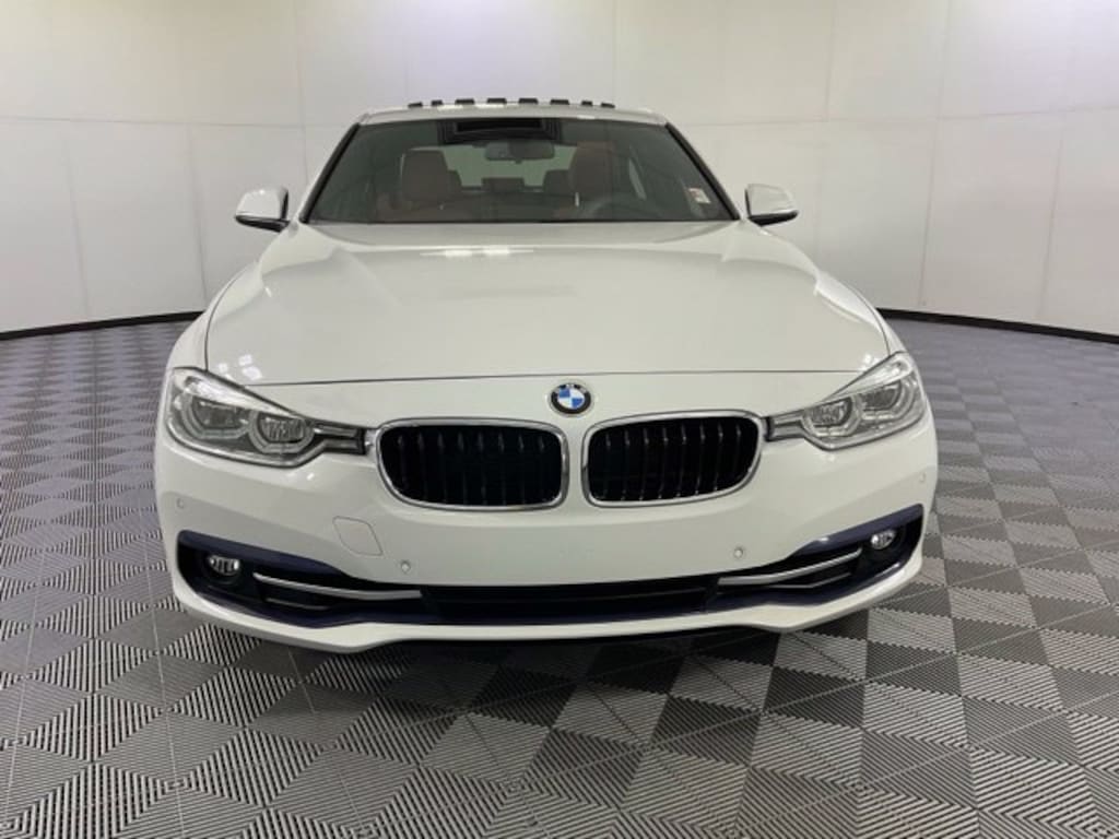 Used 2017 BMW 330i xDrive Sedan