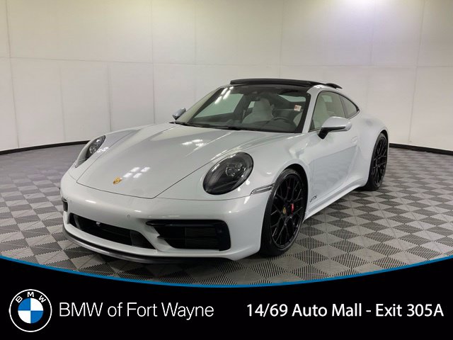 2024 Porsche 911 GTS