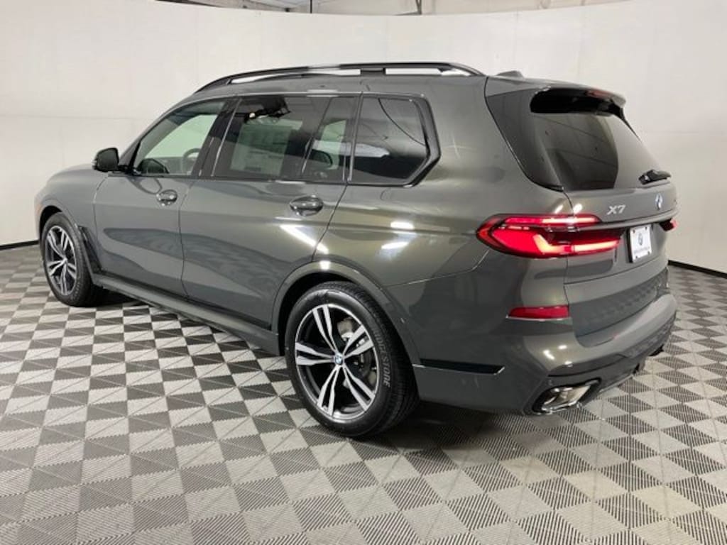 New 2027 BMW X7 xDrive40i SUV
