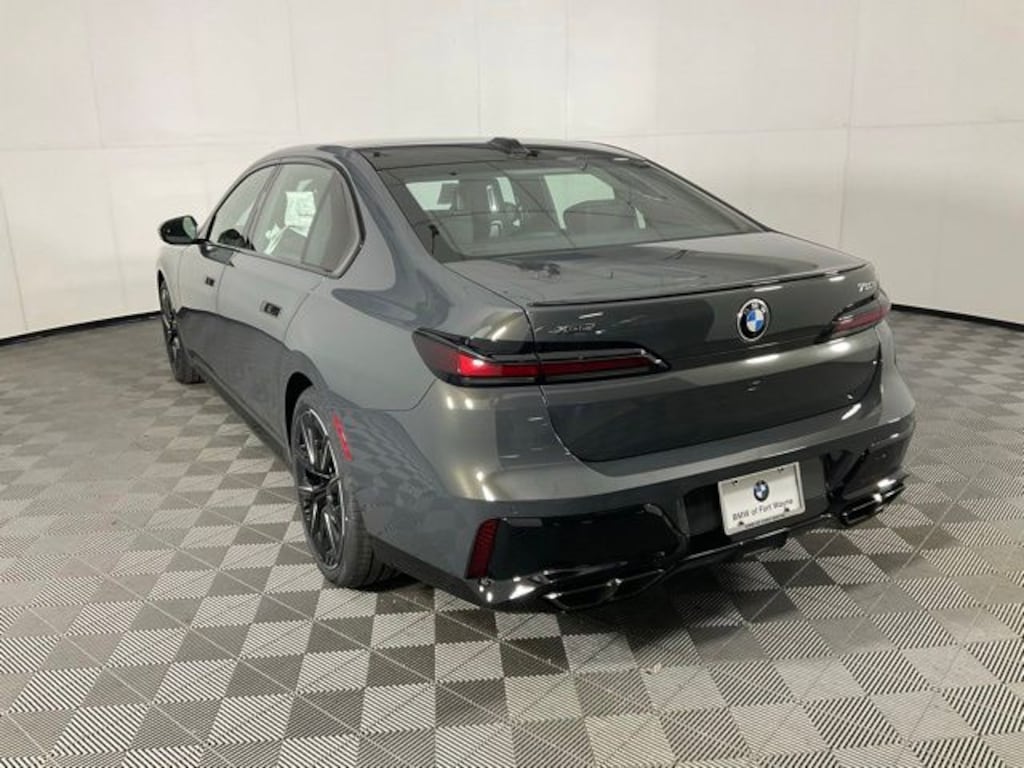 New 2026 BMW 7 Series 760i xDrive Sedan