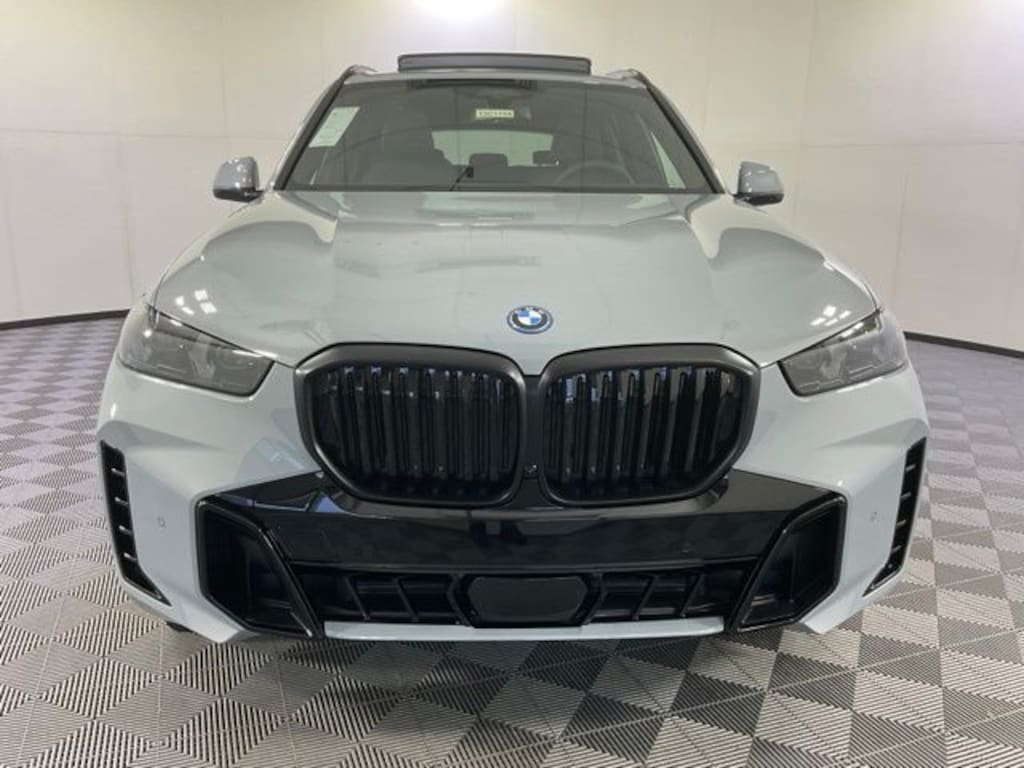 New 2026 BMW X5 xDrive50e SUV