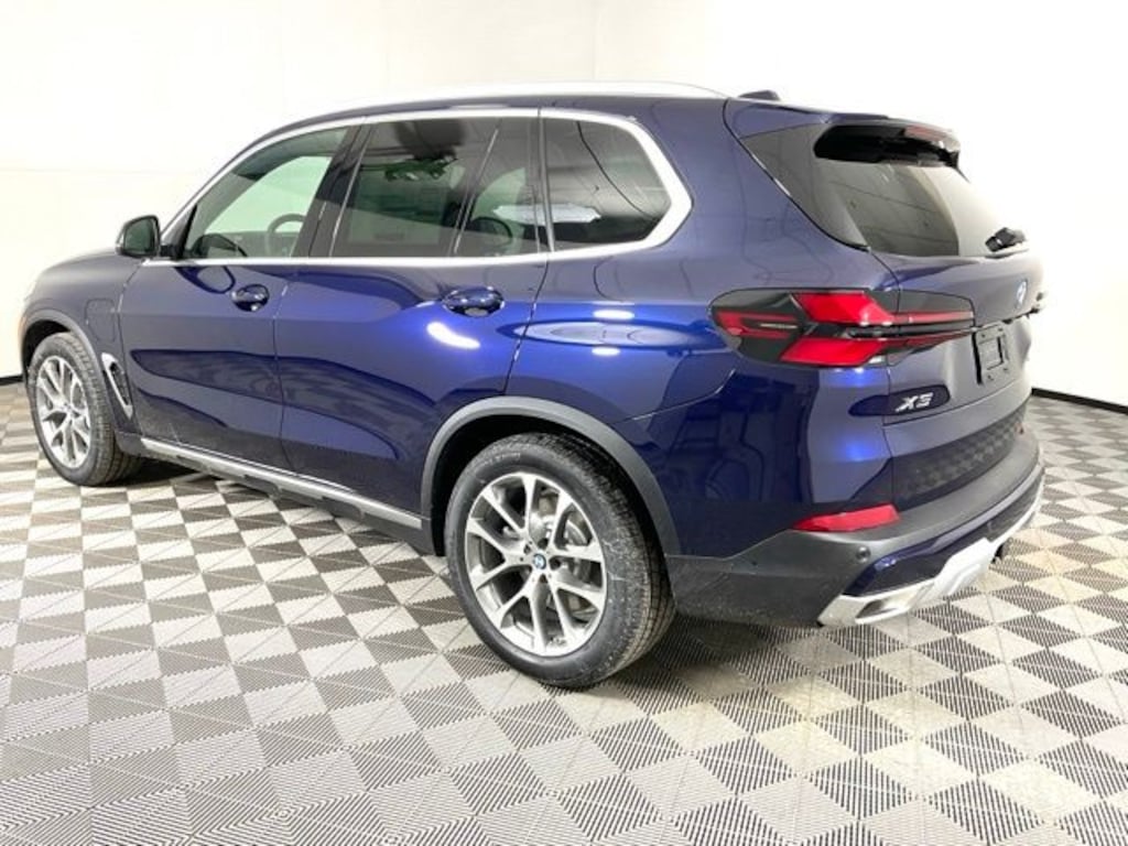 New 2026 BMW X5 xDrive50e SUV