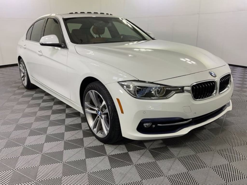 Used 2017 BMW 330i xDrive Sedan