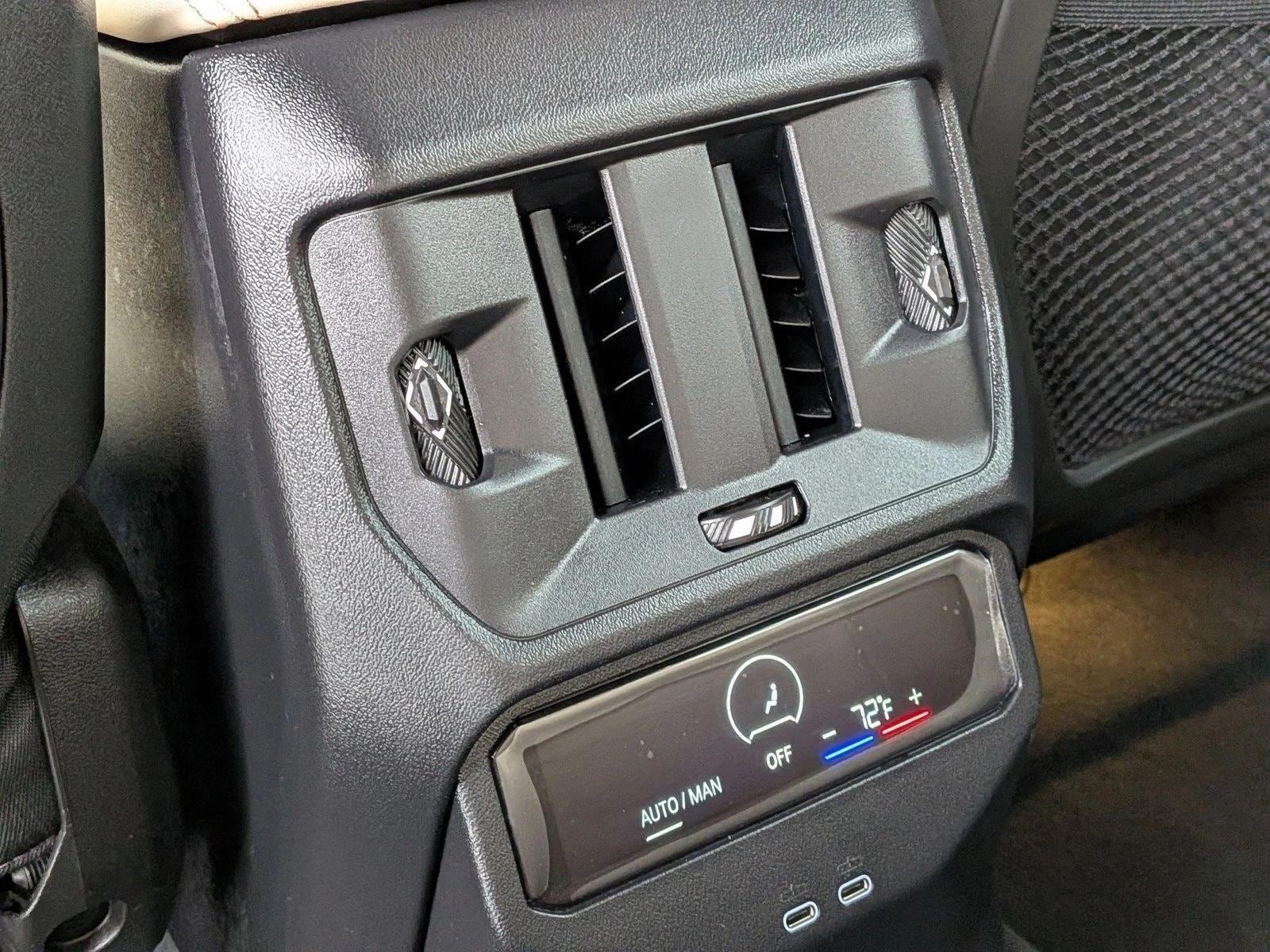 2025 BMW X3 30 - Photo 16