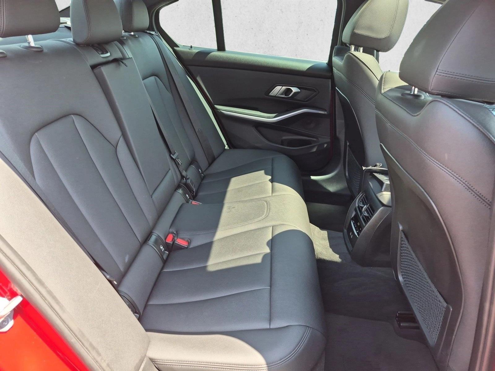 2021 BMW 3 Series 330i - Photo 20