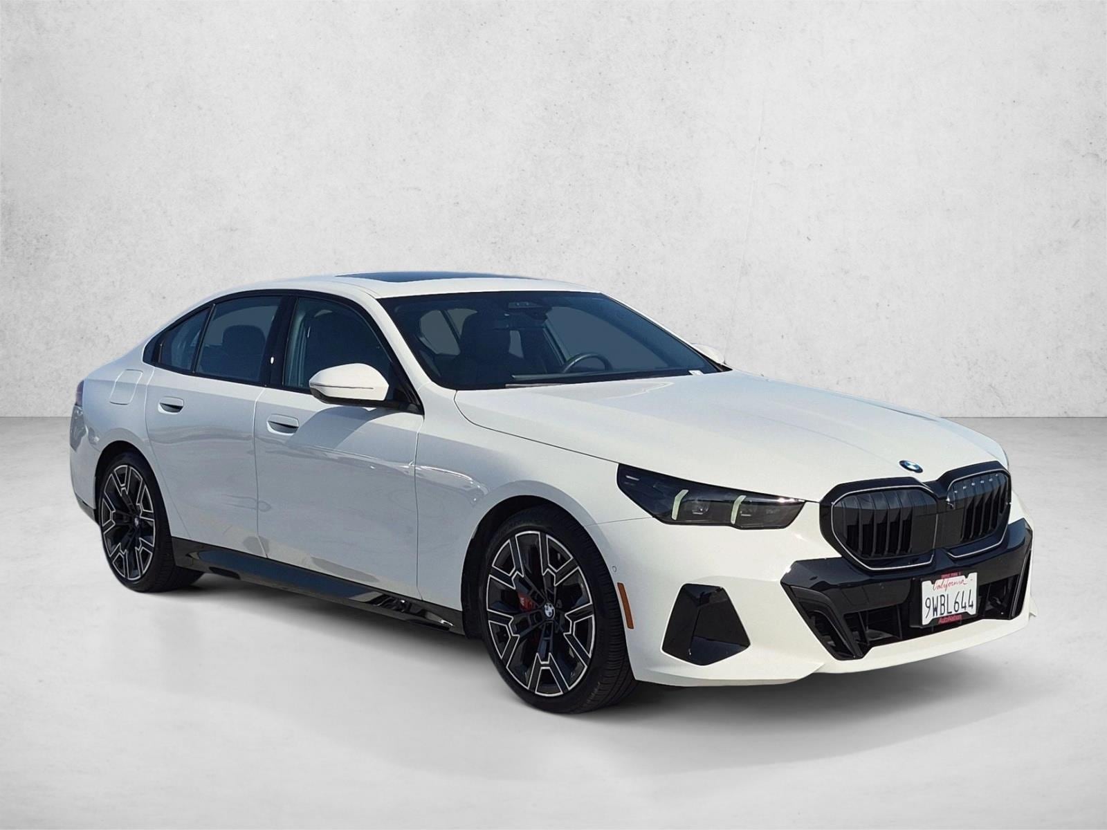2026 BMW 5 Series 540i - Photo 3