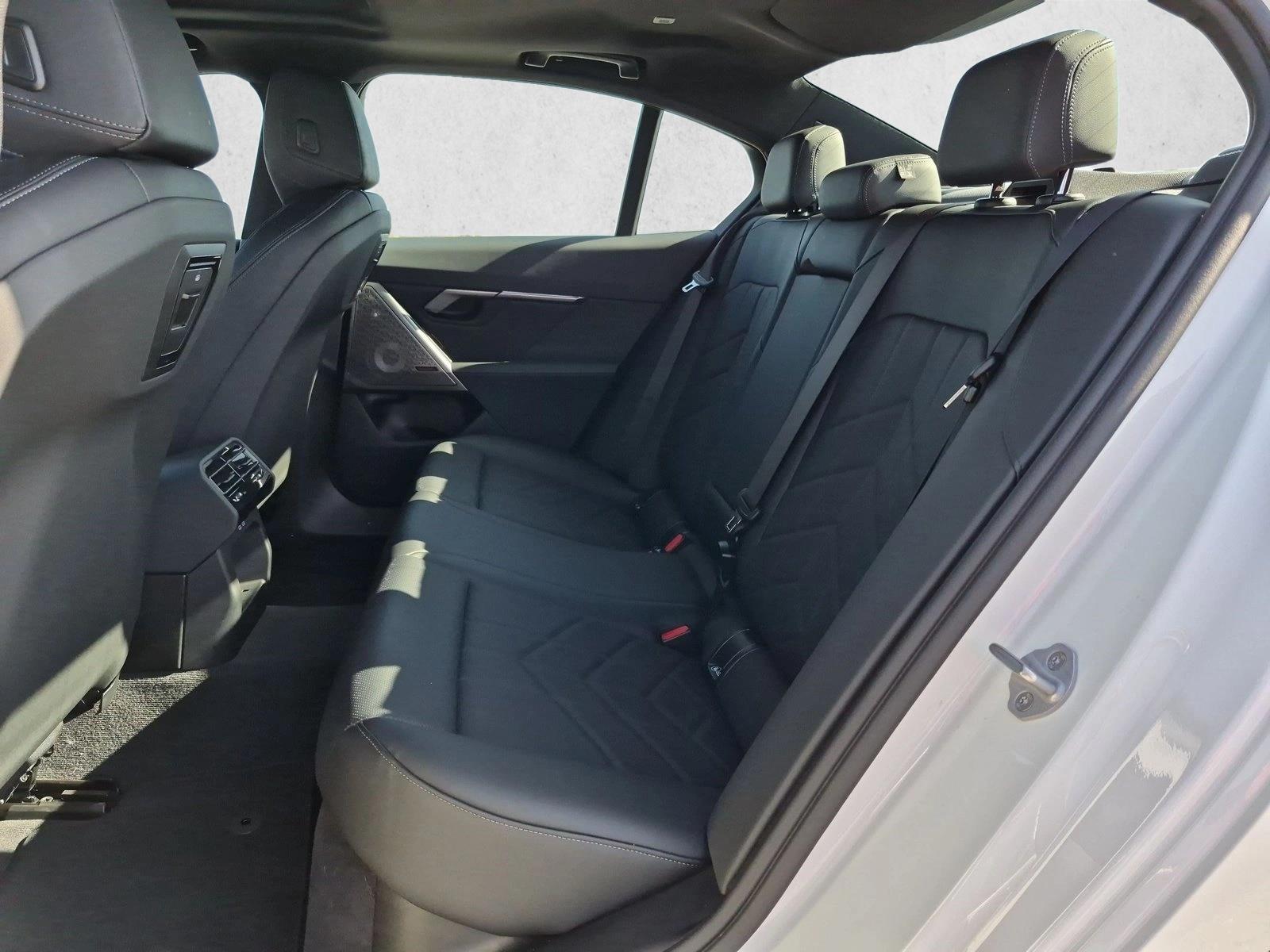 2026 BMW 5 Series 540i - Photo 20