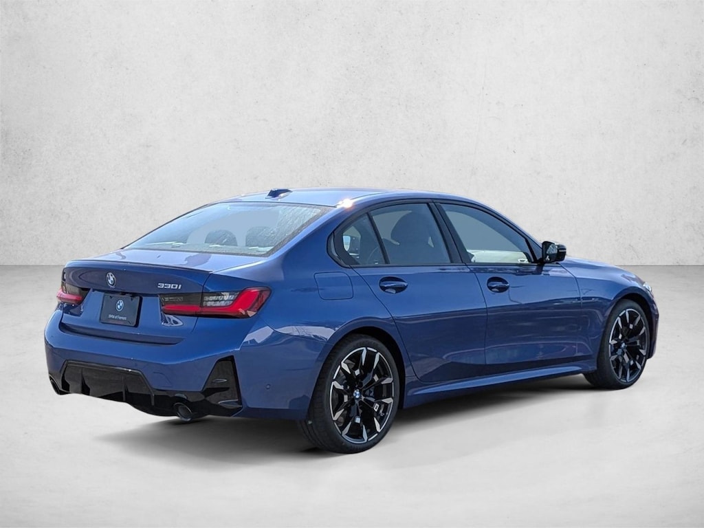 New 2026 BMW 330i Sedan