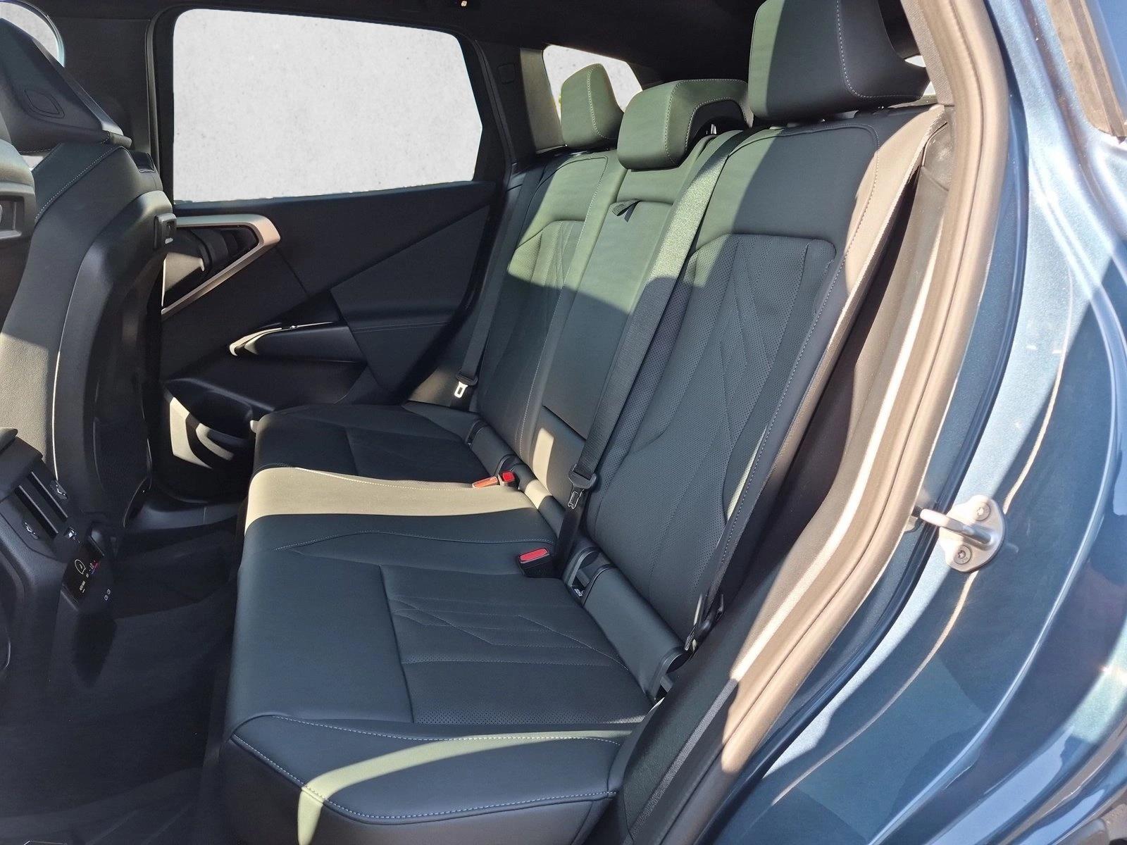 2025 BMW X3 30 - Photo 19