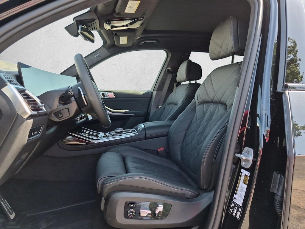 New 2027 BMW X7 xDrive40i SUV