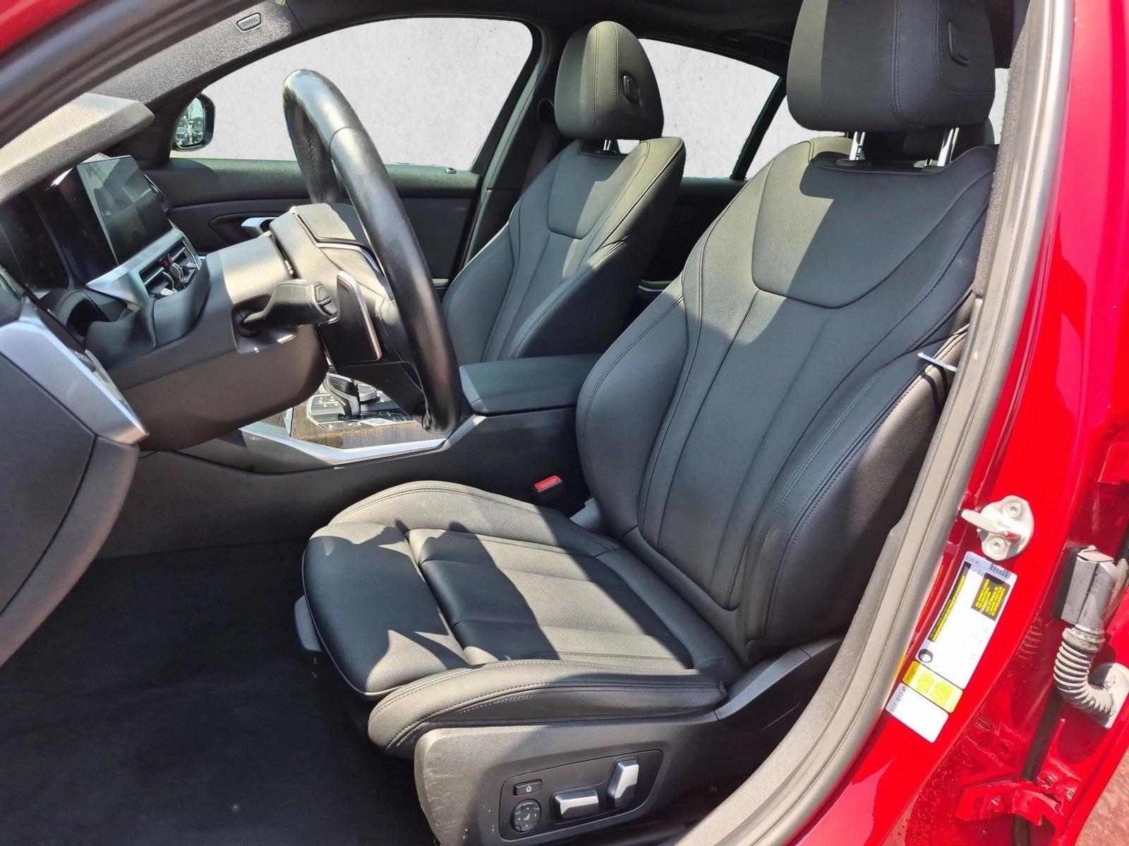 2021 BMW 3 Series 330i - Photo 17