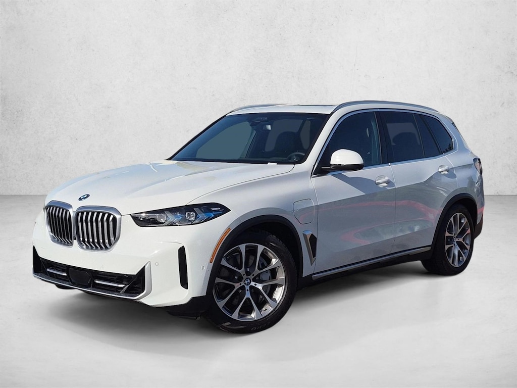 New 2026 BMW X5 PHEV xDrive50e SUV