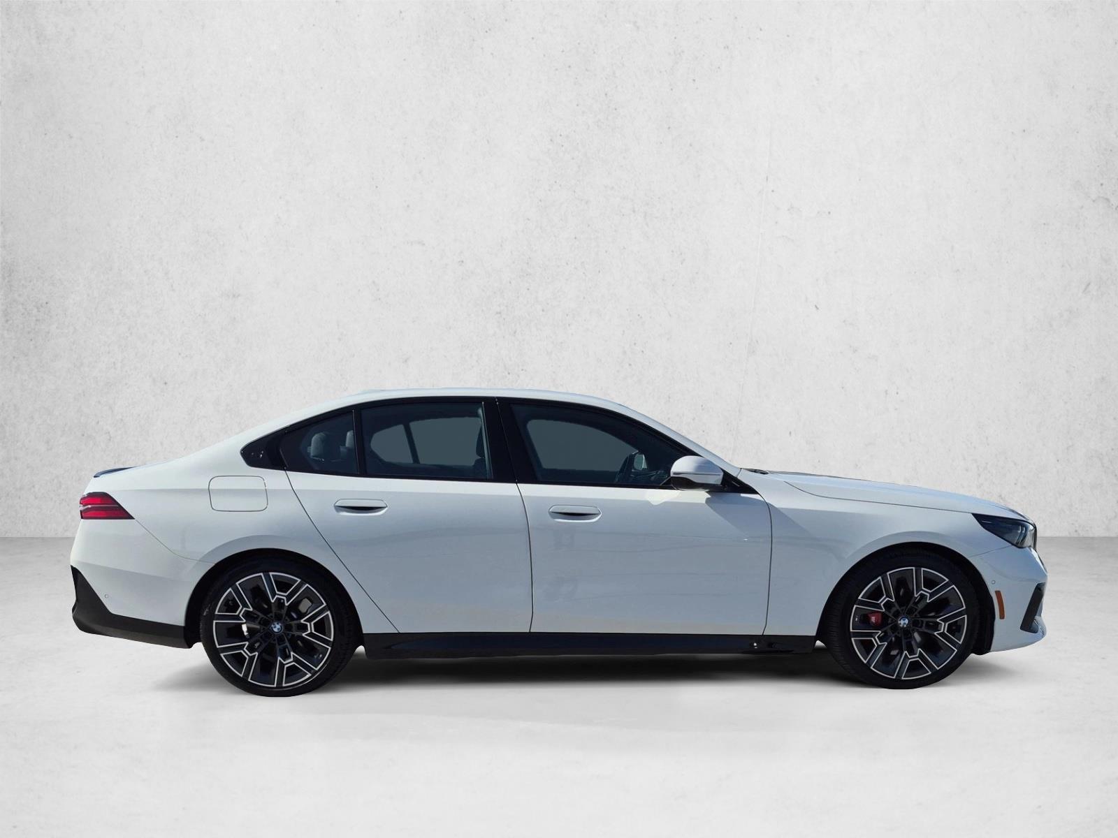 2026 BMW 5 Series 540i - Photo 4