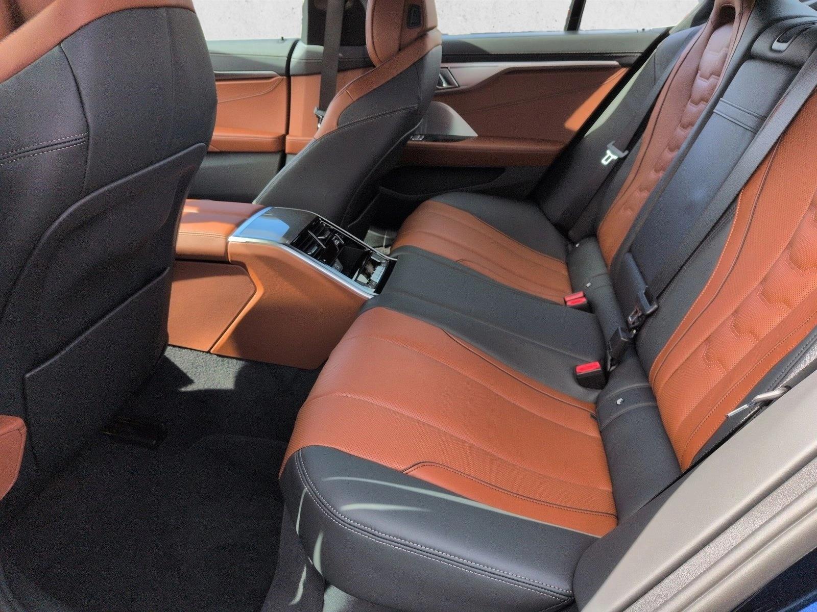 2026 BMW 8 Series 840i - Photo 16