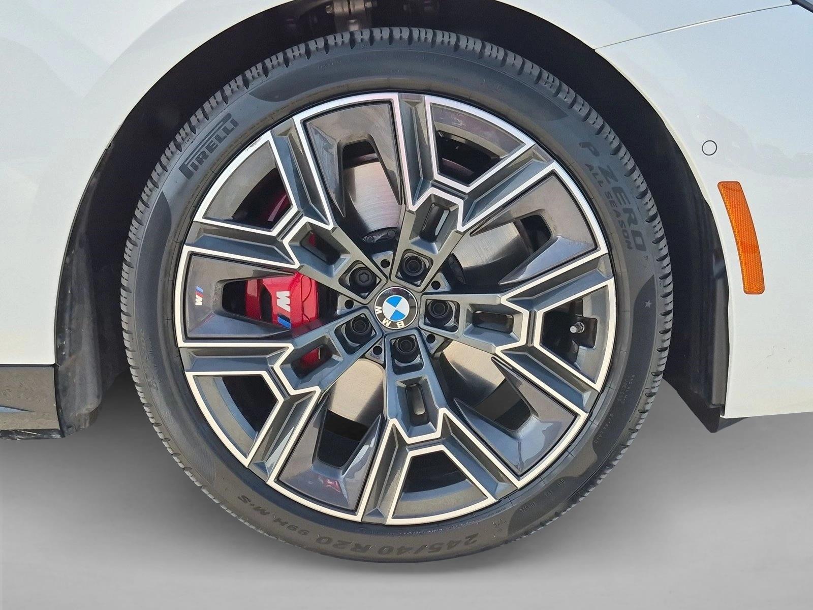 2026 BMW 5 Series 540i - Photo 25