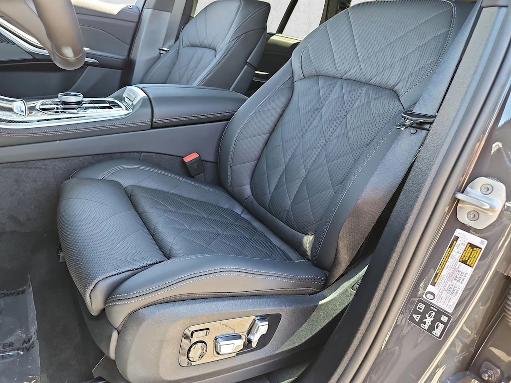 New 2026 BMW X5 M60i SUV