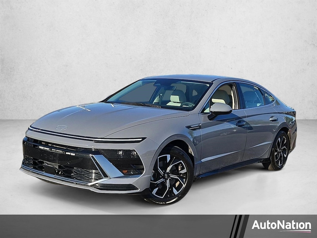 Used 2025 Hyundai Sonata SEL Sedan