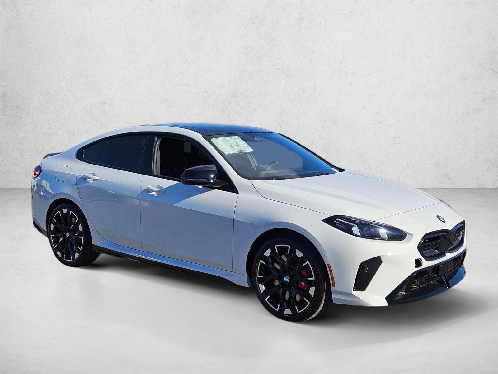 2026 BMW 2 Series M235 - Photo 7