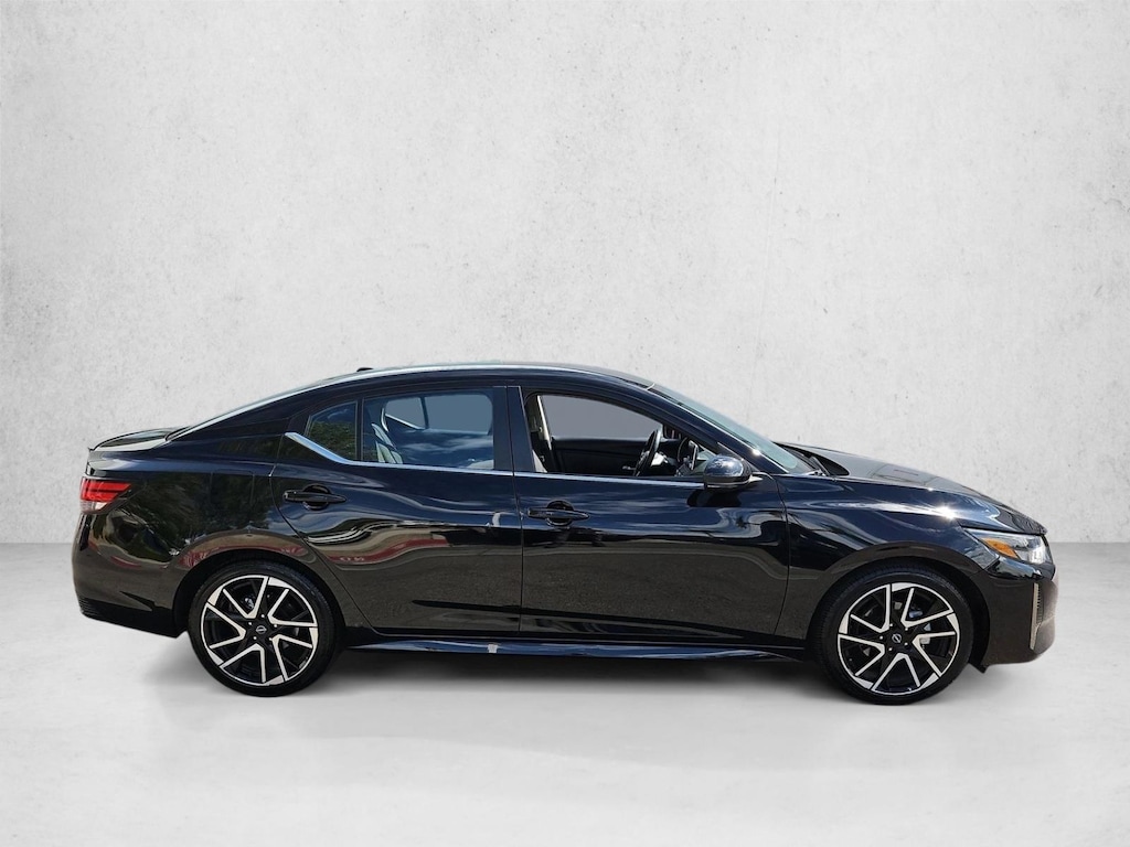 Used 2025 Nissan Sentra SR 4dr Car