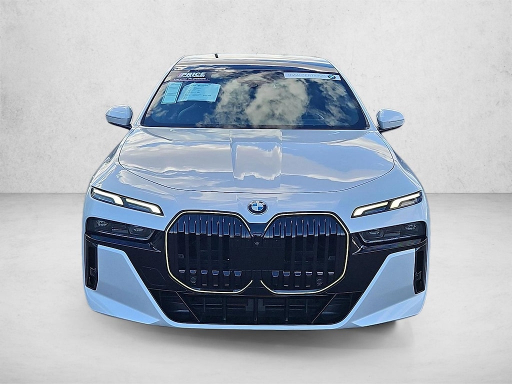 Certified 2024 BMW 760i xDrive Sedan