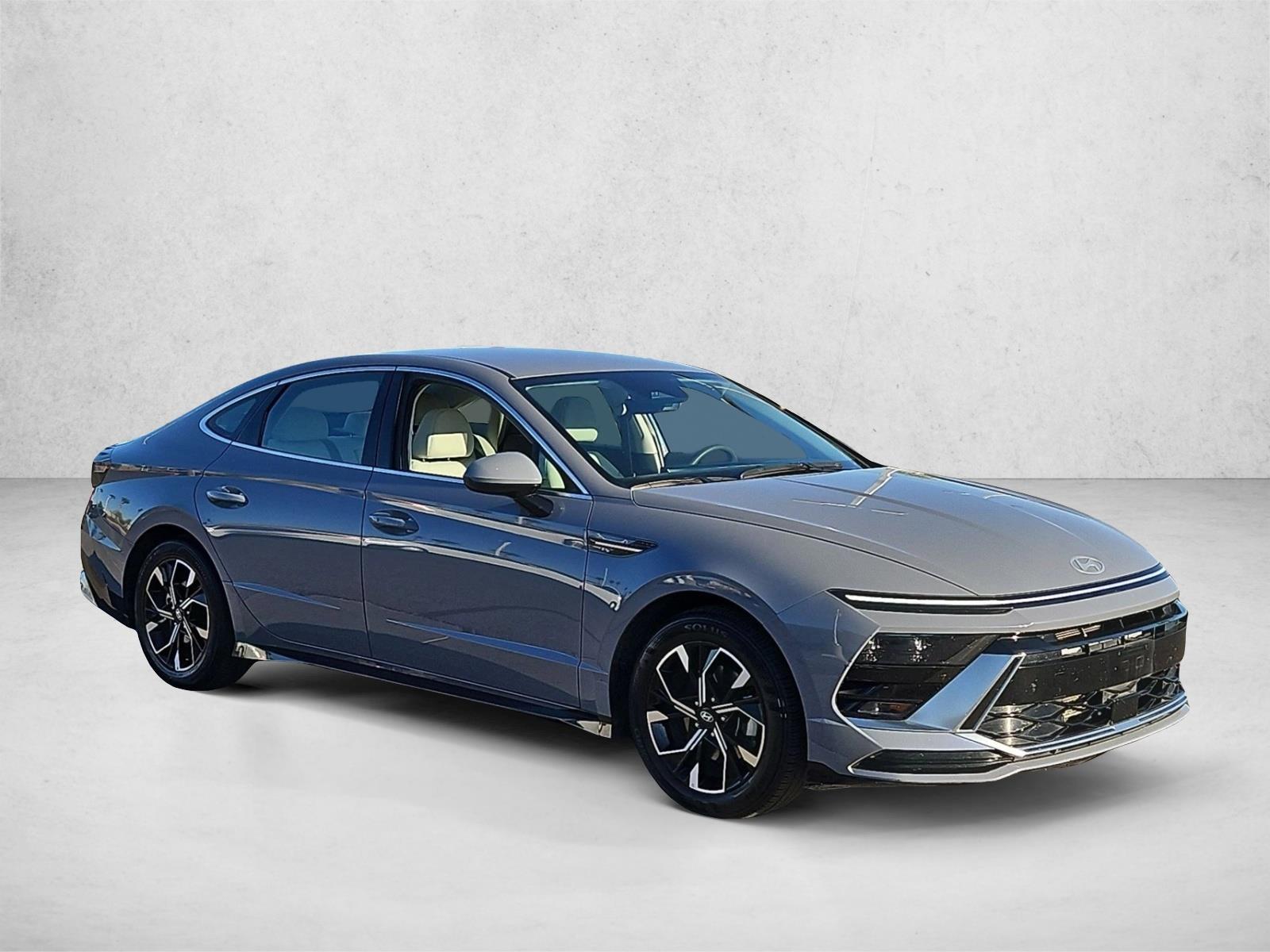Used 2025 Hyundai Sonata SEL Sedan