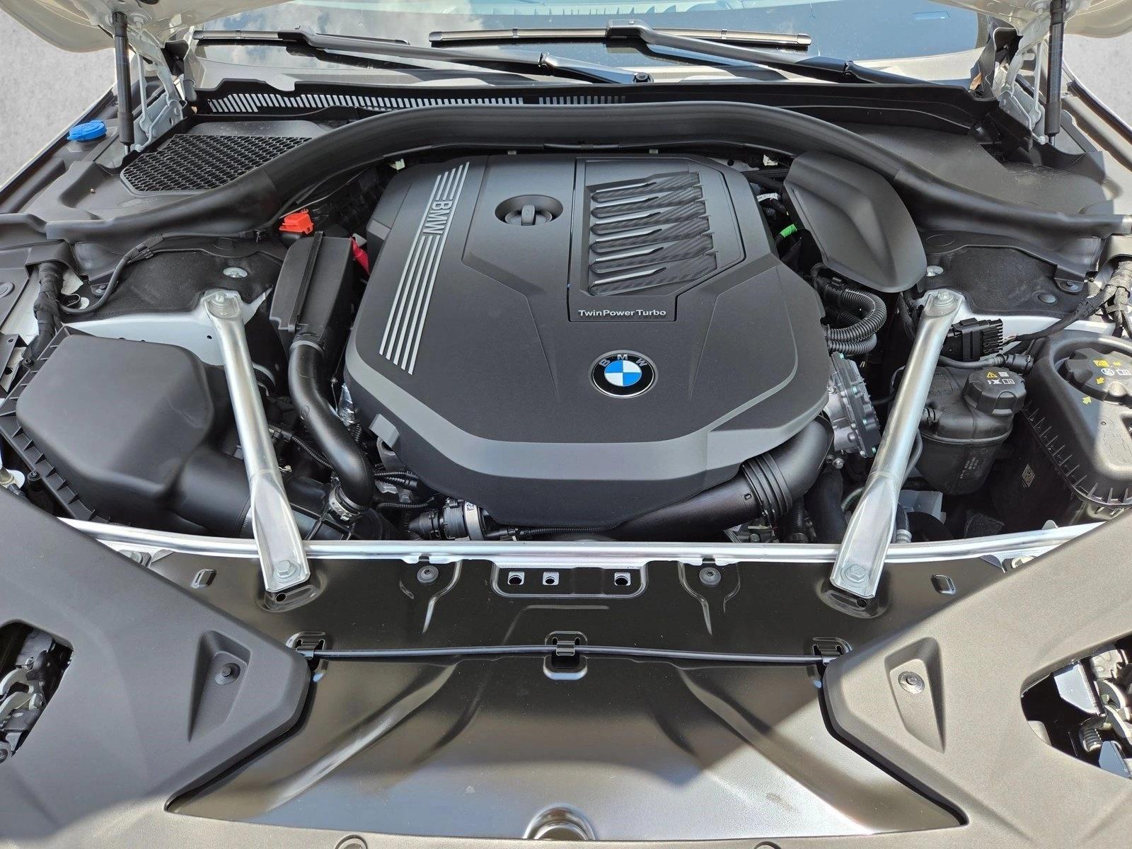 2026 BMW 8 Series 840i - Photo 17