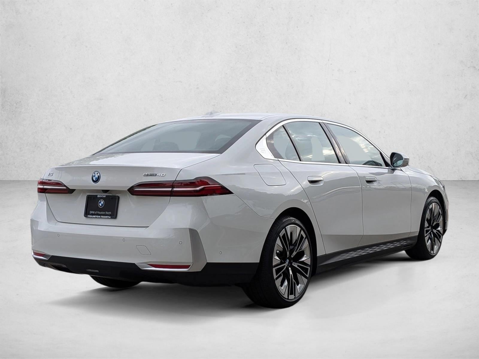 Used 2026 BMW i5 40 with VIN WBY63HG06TCX57492 for sale in Houston, TX