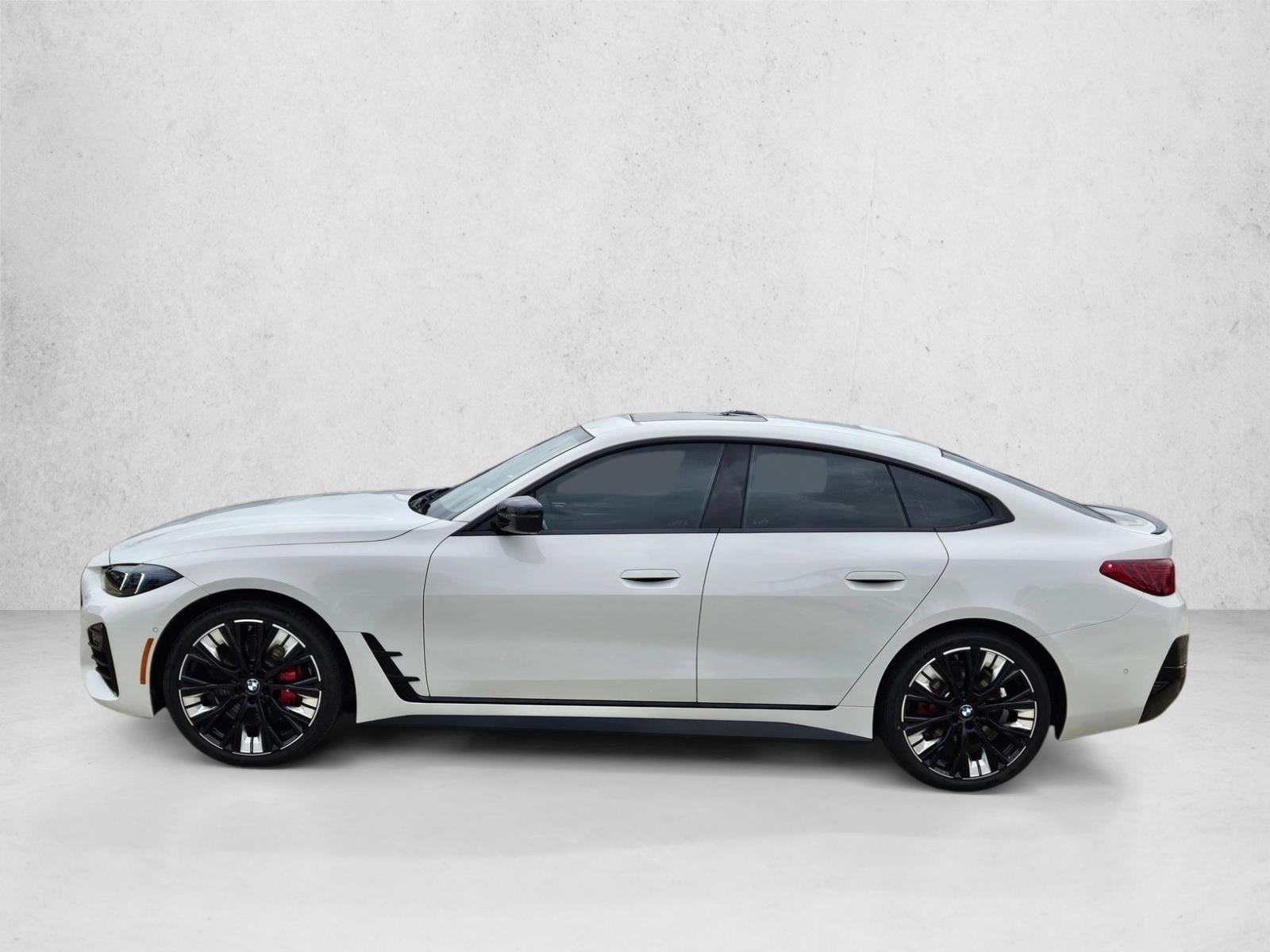 2026 BMW 4 Series 430i - Photo 10
