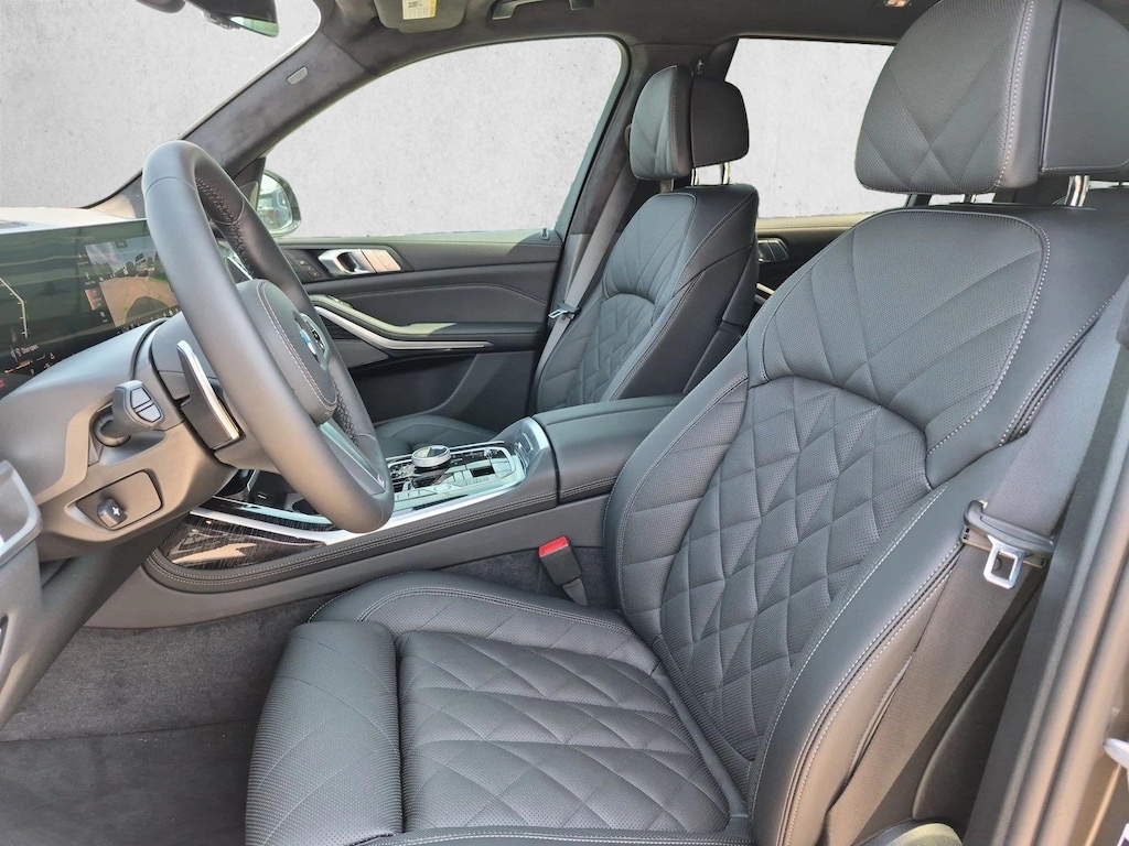New 2027 BMW X7 xDrive40i SUV