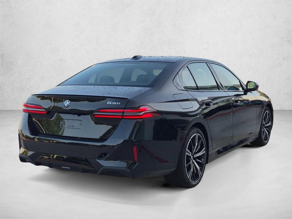 Used 2027 BMW 530i Sedan