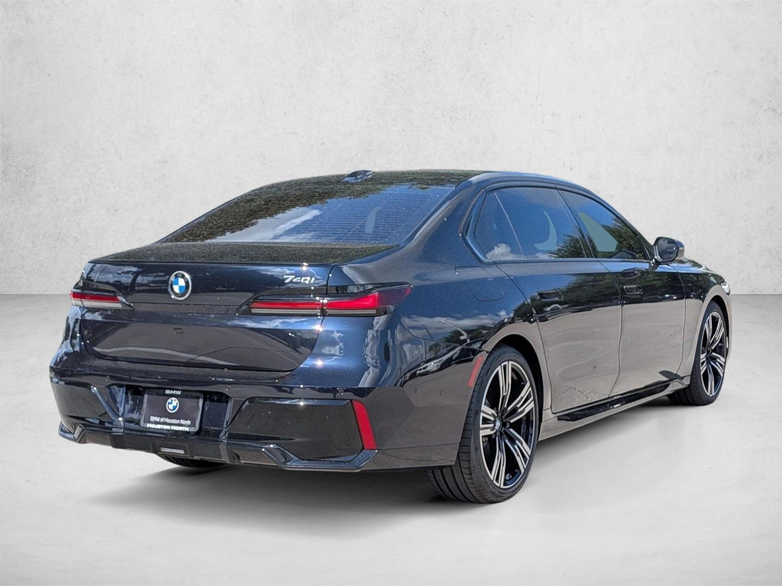 New 2026 BMW 740i Sedan