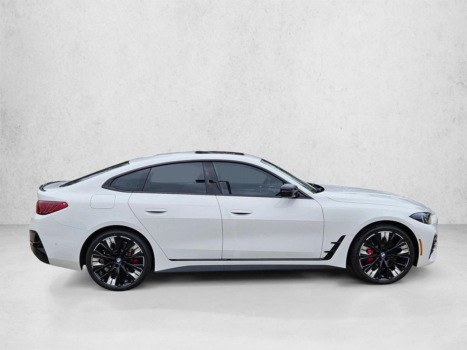 2026 BMW 4 Series 430i - Photo 7