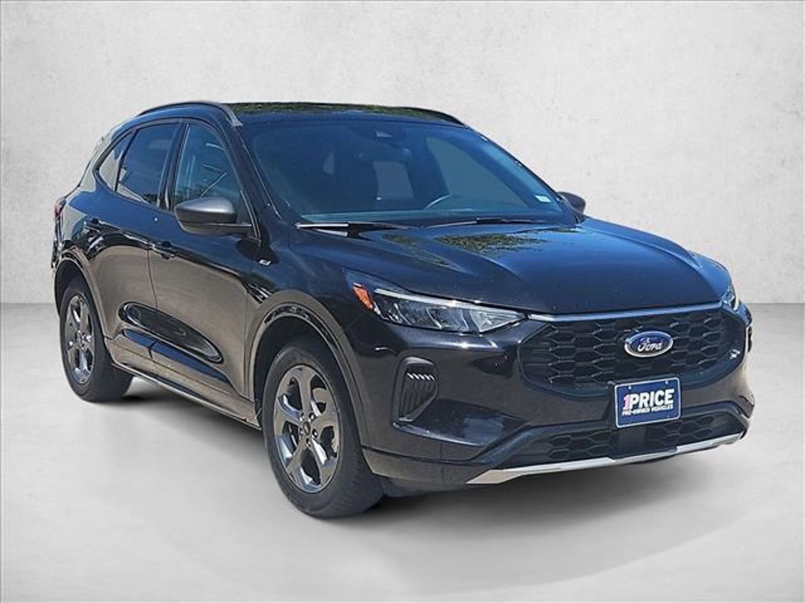 Used 2024 Ford Escape ST-Line Sport Utility