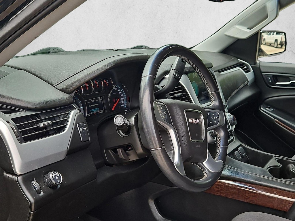 Used 2020 GMC Yukon SLE Sport Utility