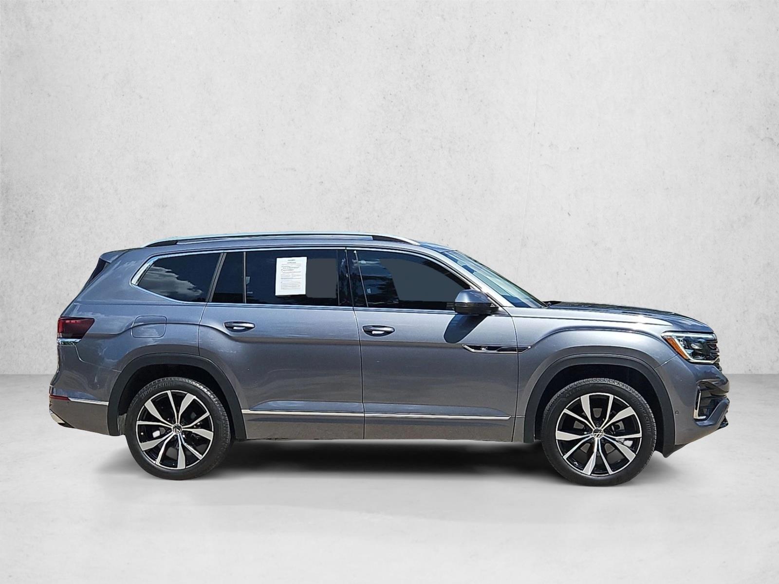 Used 2024 Volkswagen Atlas 2.0T SEL Premium R-Line SUV