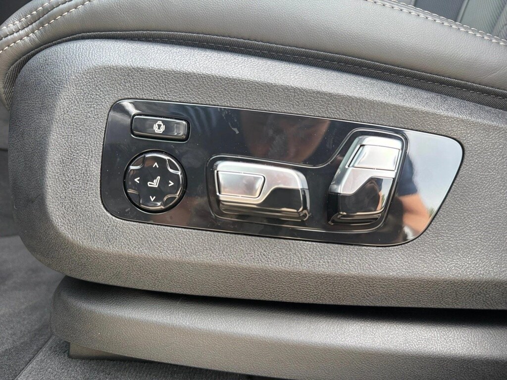 Used 2027 BMW X7 xDrive40i SUV