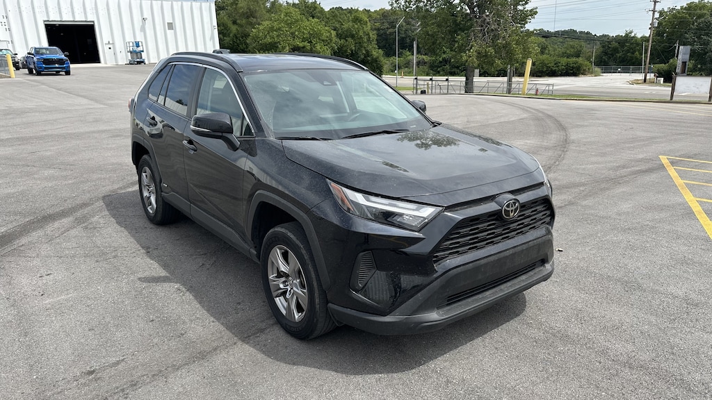 Used 2025 Toyota RAV4 Hybrid XLE SUV