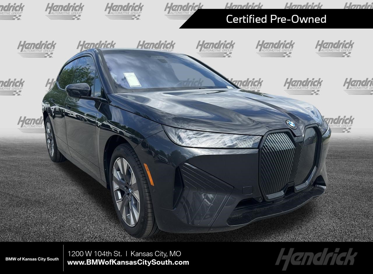  BMW iX