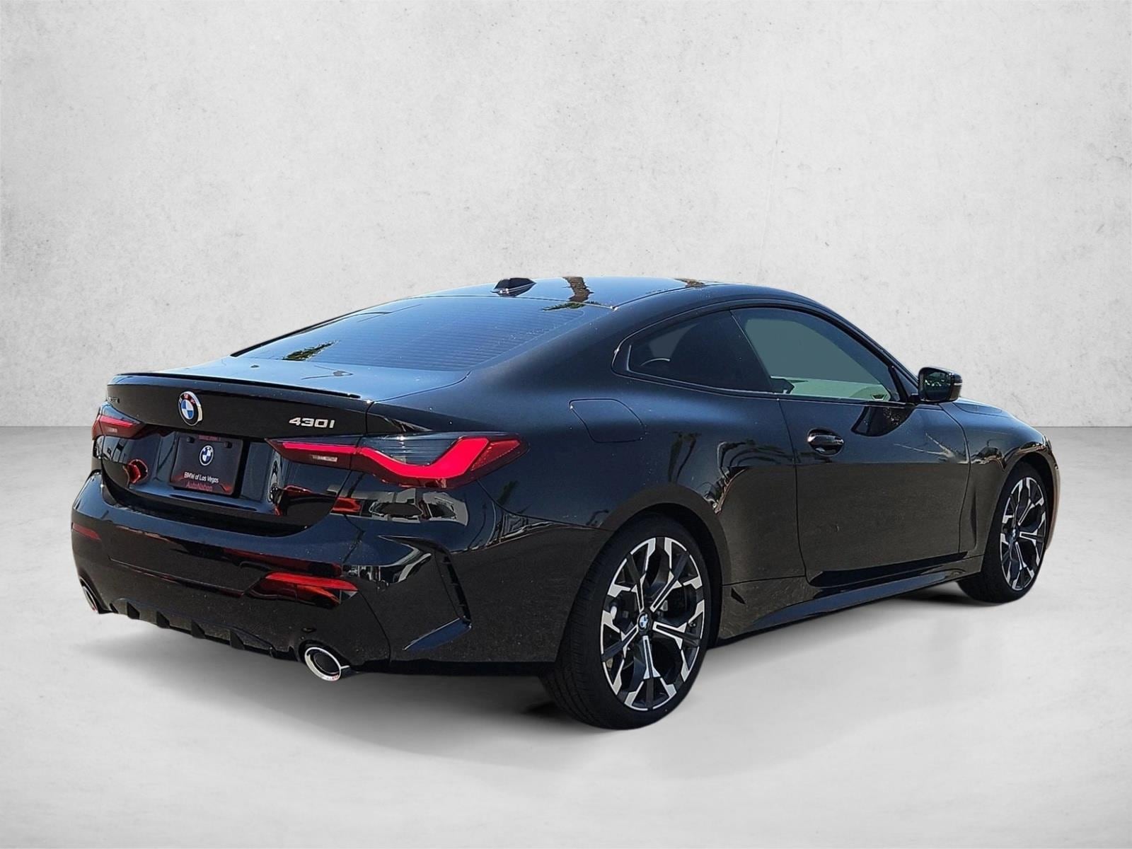 2026 BMW 4 Series 430i - Photo 2