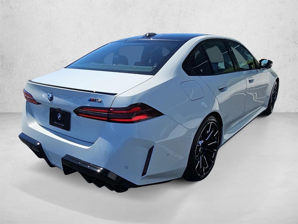 New 2027 BMW M5 Sedan